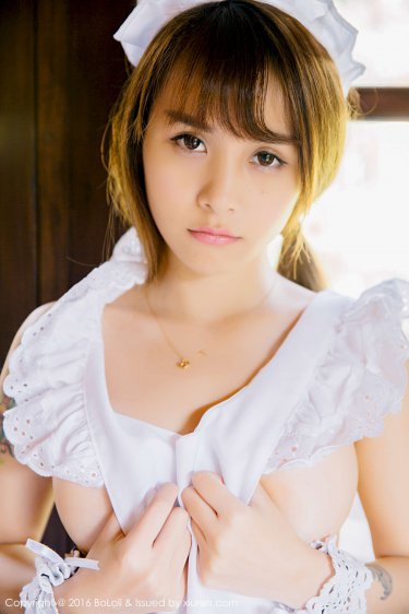 女大学生兼职秘密工作