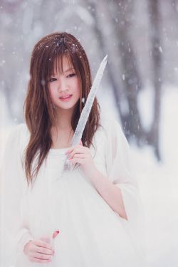 女同学上课自慰没忍住喷水